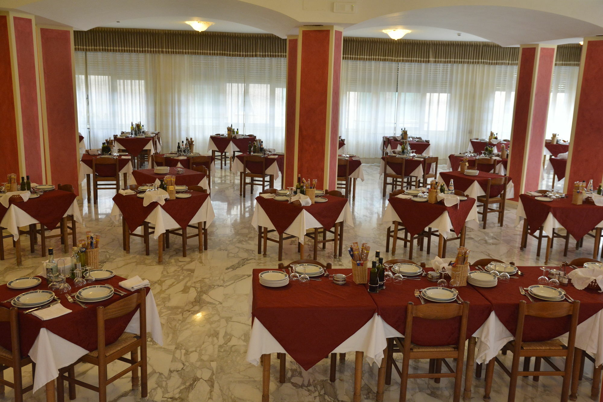 Hotel Reali Chianciano Terme Exterior foto